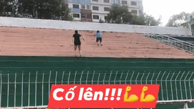 “Nữ hoàng tốc độ” Lê Tú Chinh tập bật nhảy bậc thang đáng nể bất chấp dịp nghỉ lễ “Nữ hoàng tốc độ” Lê Tú Chinh tập bật nhảy bậc thang đáng nể bất chấp dịp nghỉ lễ