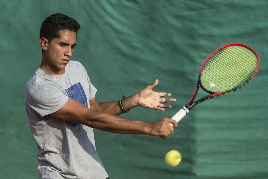 Lạ lùng gia đình tennis có gen bán độ!