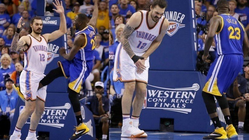 Sút háng đối thủ và những trò bẩn nhất của Draymond Green