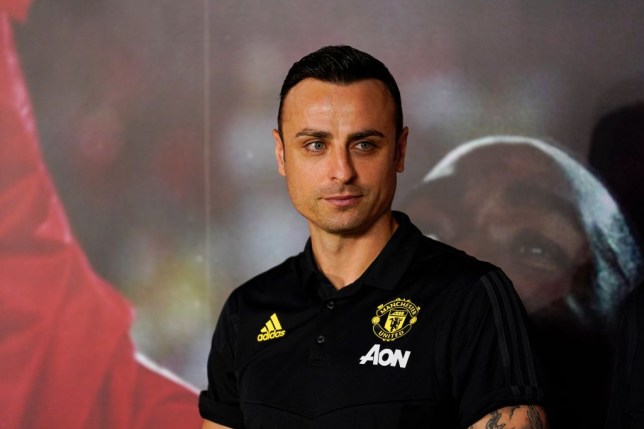 Berbatov tiết lộ người hùng MU là cầu thủ duy nhất anh muốn đổi áo