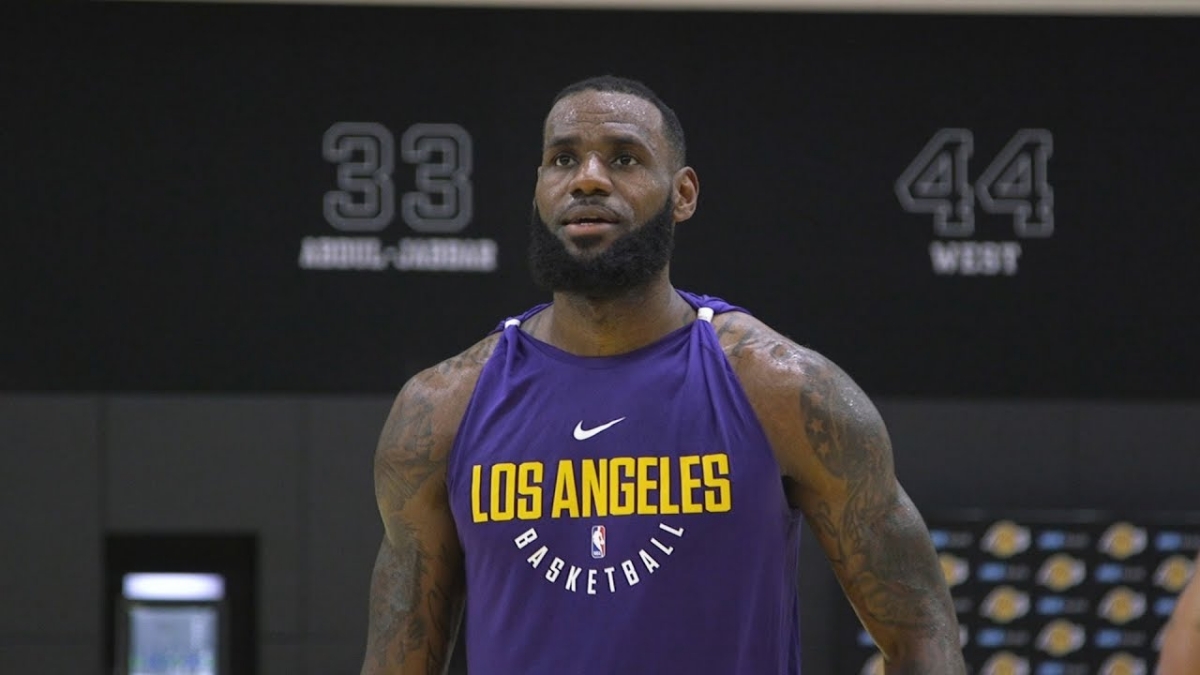 LA Lakers dự kiến mở cửa phòng tập từ tuần sau