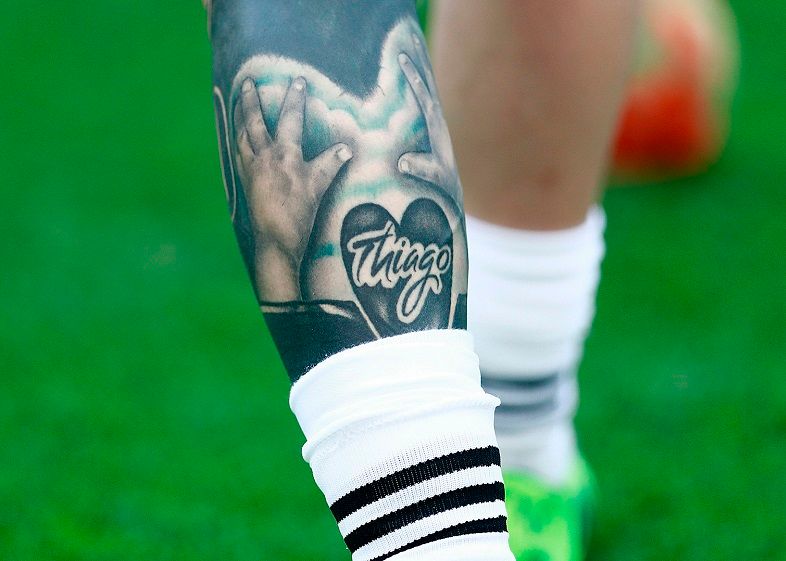 Giải mã ý nghĩa 18 hình xăm trên người của Messi