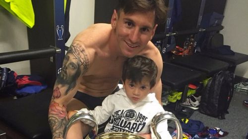 Giải mã ý nghĩa 18 hình xăm trên người của Messi