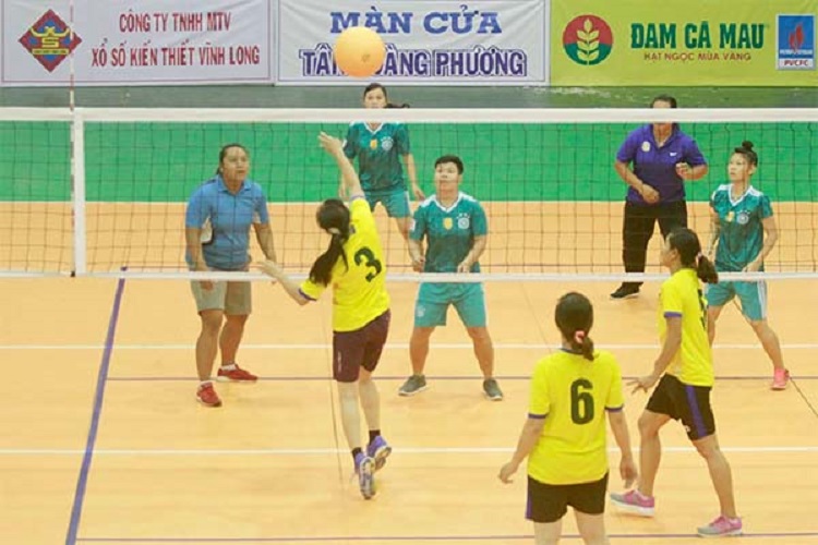 Kích thước chiều cao lưới bóng chuyền hơi tiêu chuẩn