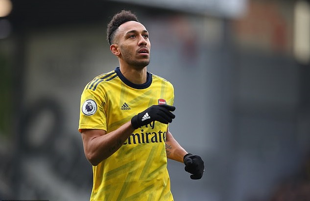 Arsenal sẽ có tiền đạo “bom tấn” nếu chấp nhận mất Aubameyang Arsenal sẽ có tiền đạo “bom tấn” nếu chấp nhận mất Aubameyang
