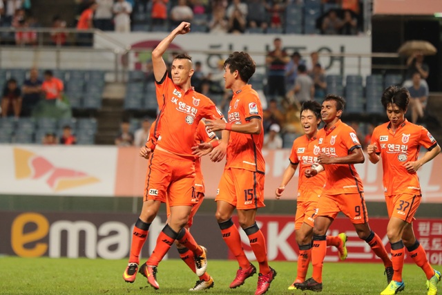 Trực tiếp Jeju United vs Seoul E-Land: Khởi đầu suôn sẻ