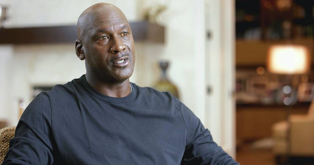 Vì sao Michael Jordan nhất quyết từ chối quay The Last Dance tại nhà?