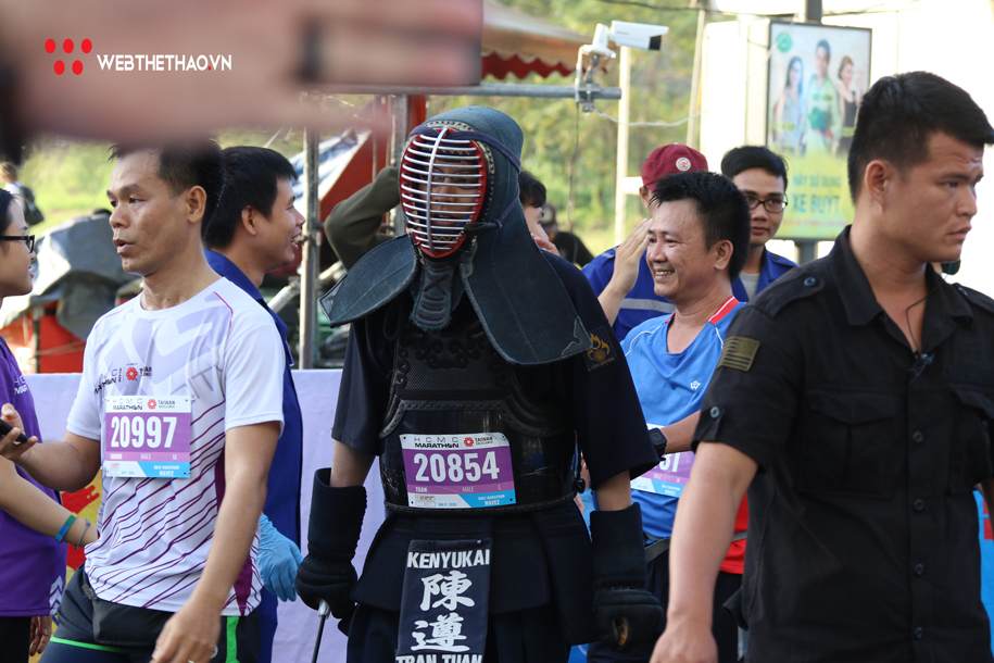 Những màn cosplay cực độc tại HCMC Marathon 2020 Những màn cosplay cực độc tại HCMC Marathon 2020