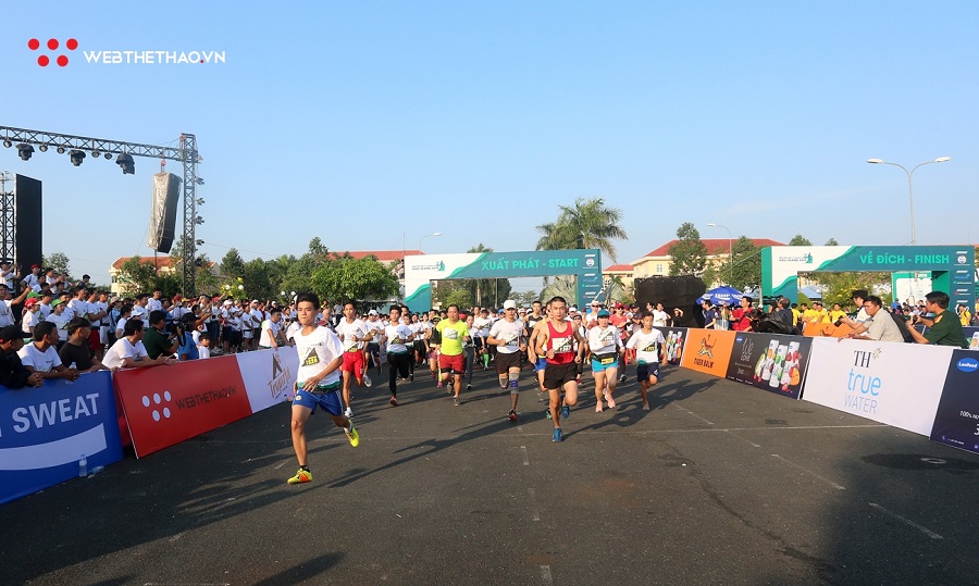 Chạy Mekong Delta Marathon 2020 chung tay chống biến đối khí hậu Chạy Mekong Delta Marathon 2020 chung tay chống biến đối khí hậu