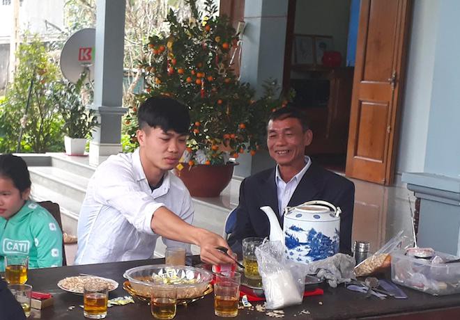 Tết đến, Công Phượng có bị bố mẹ giục lập gia đình?