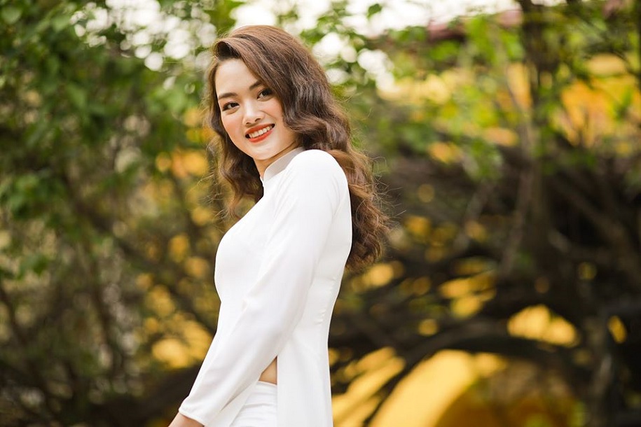 Hoa khôi bóng chuyền Thu Hoài tung bộ ảnh đẹp không tì vết Hoa khôi bóng chuyền Thu Hoài tung bộ ảnh đẹp không tì vết