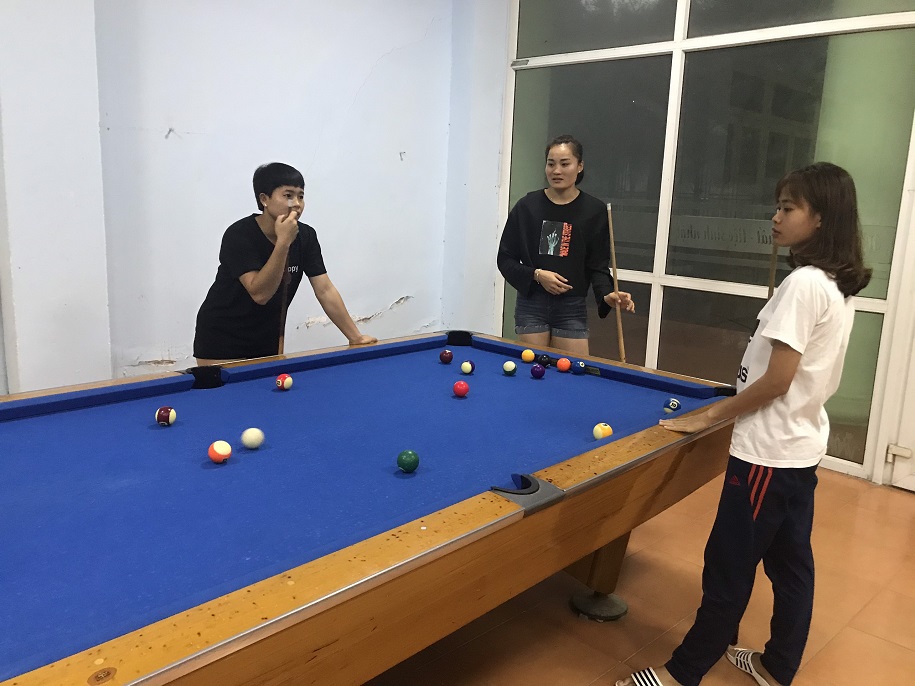 Giữa đại dịch COVID-19, các VĐV điền kinh bị cấm trại ở Trung tâm HLTTQG làm gì? Giữa đại dịch COVID-19, các VĐV điền kinh bị cấm trại ở Trung tâm HLTTQG làm gì?