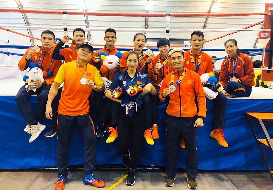 HLV Boxing độc nhất v&ocirc; nhị Đinh Phương Thanh v&agrave; những chuyện chưa bao giờ kể