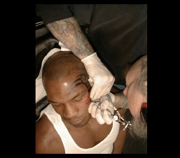 Những câu chuyện thú vị đằng sau hình xăm trên mặt của Mike Tyson