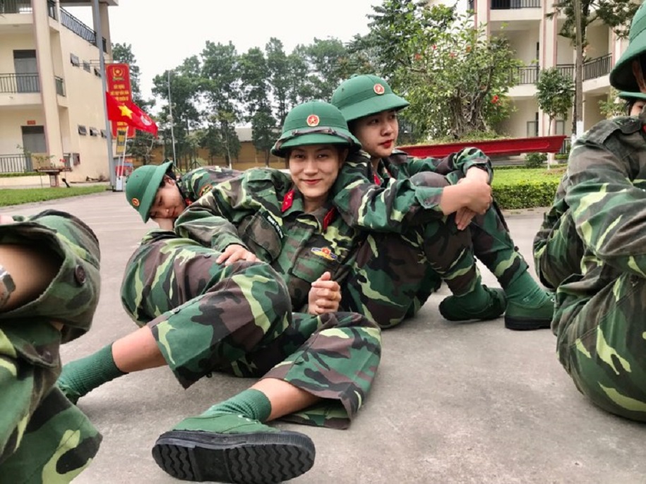 Sinh nhật tuổi 19, Cô gái bóng chuyền xinh đẹp Kiều Trinh lên đường nhập ngũ Sinh nhật tuổi 19, Cô gái bóng chuyền xinh đẹp Kiều Trinh lên đường nhập ngũ