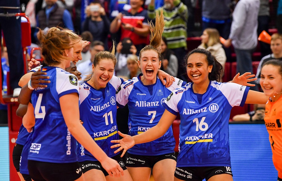 Lý do khiến CEV Champion League mới xác định được 2 đại diện vào bán kết Lý do khiến CEV Champion League mới xác định được 2 đại diện vào bán kết