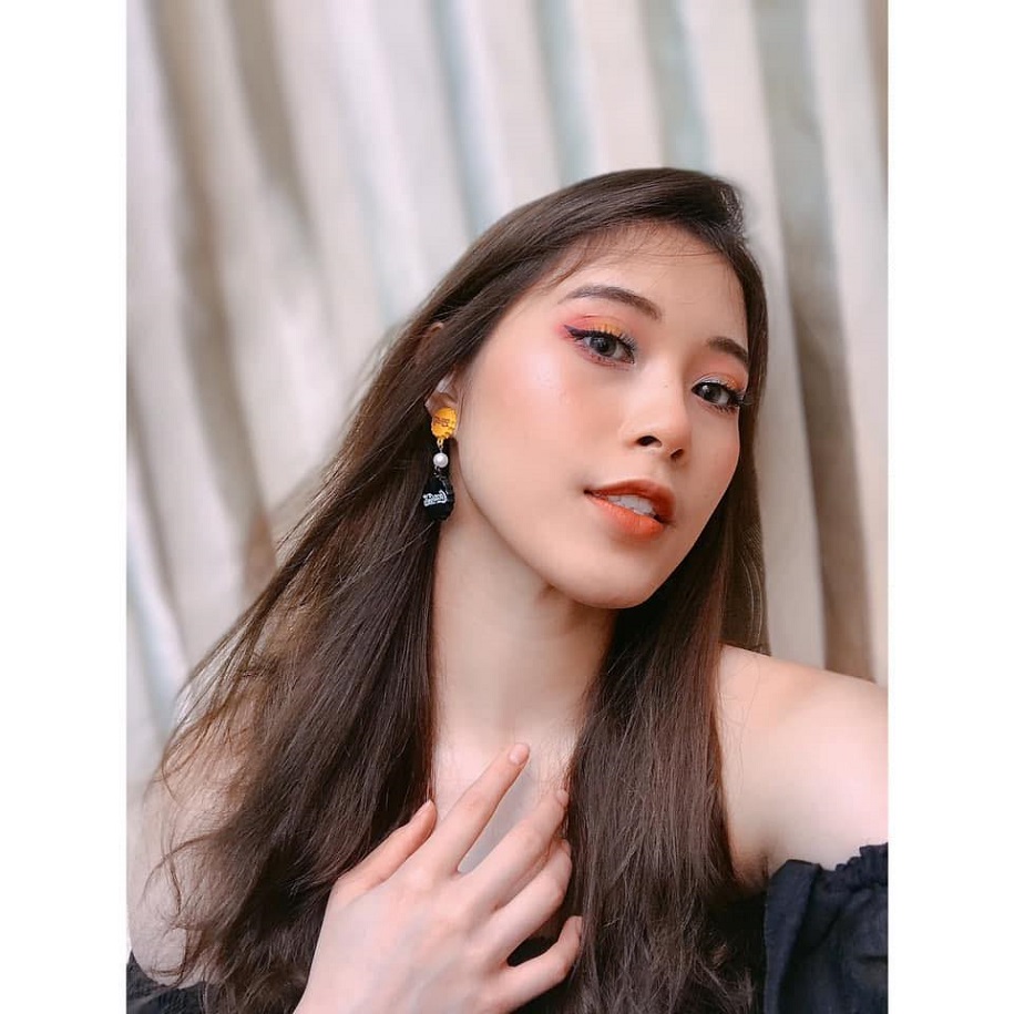 Đặng Thu Huyền: Người mẫu ảnh trong vai cầu thủ bóng chuyền