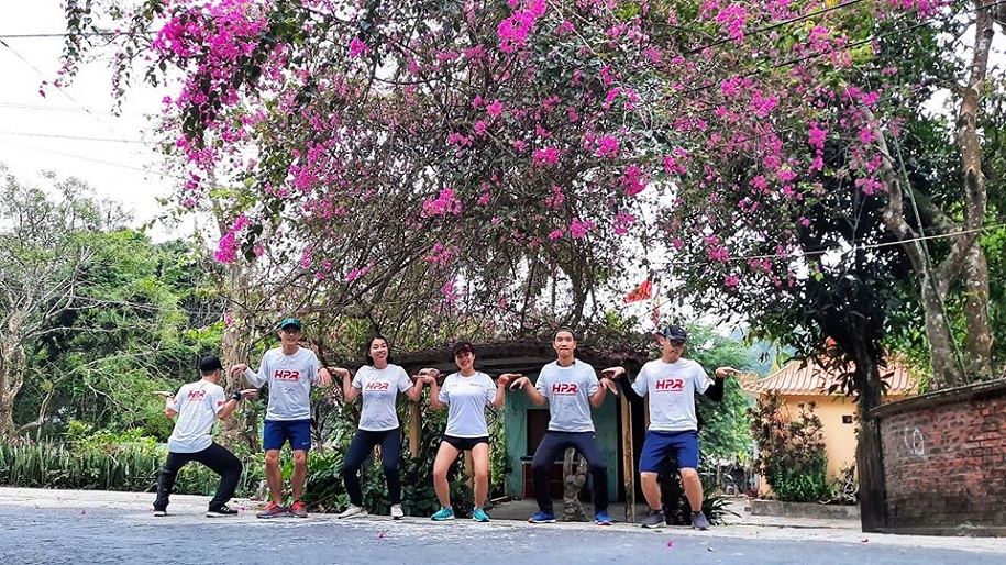 Thành viên Hai Phong Runners ra đảo Cát Bà chạy tránh dịch cúm virus corona lan rộng