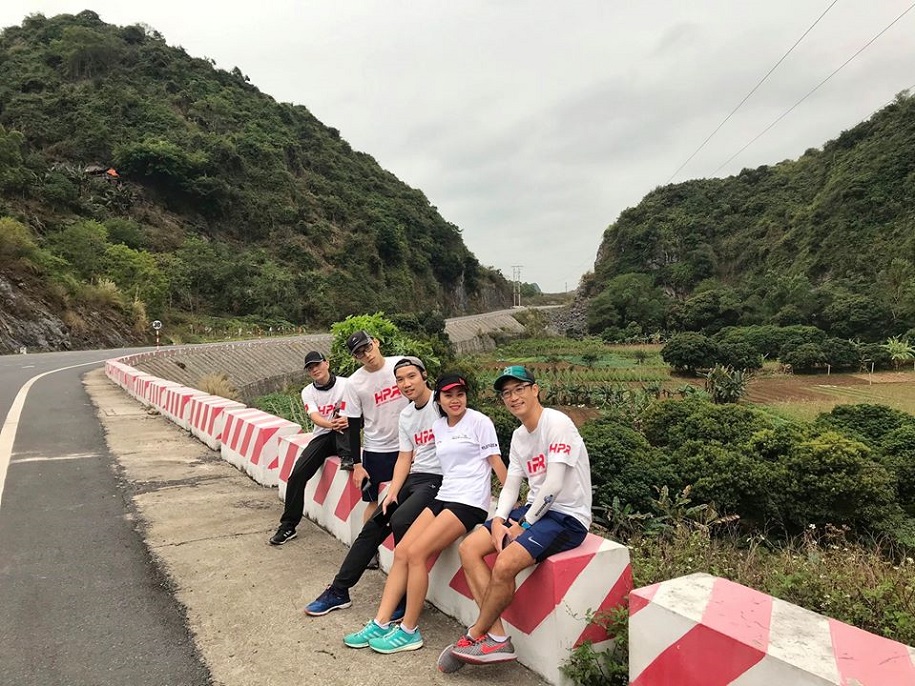 Thành viên Hai Phong Runners ra đảo Cát Bà chạy tránh dịch cúm virus corona lan rộng