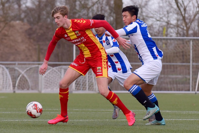 Văn Hậu cùng đội trẻ Heerenveen thắng trận thứ 2 liên tiếp Văn Hậu cùng đội trẻ Heerenveen thắng trận thứ 2 liên tiếp