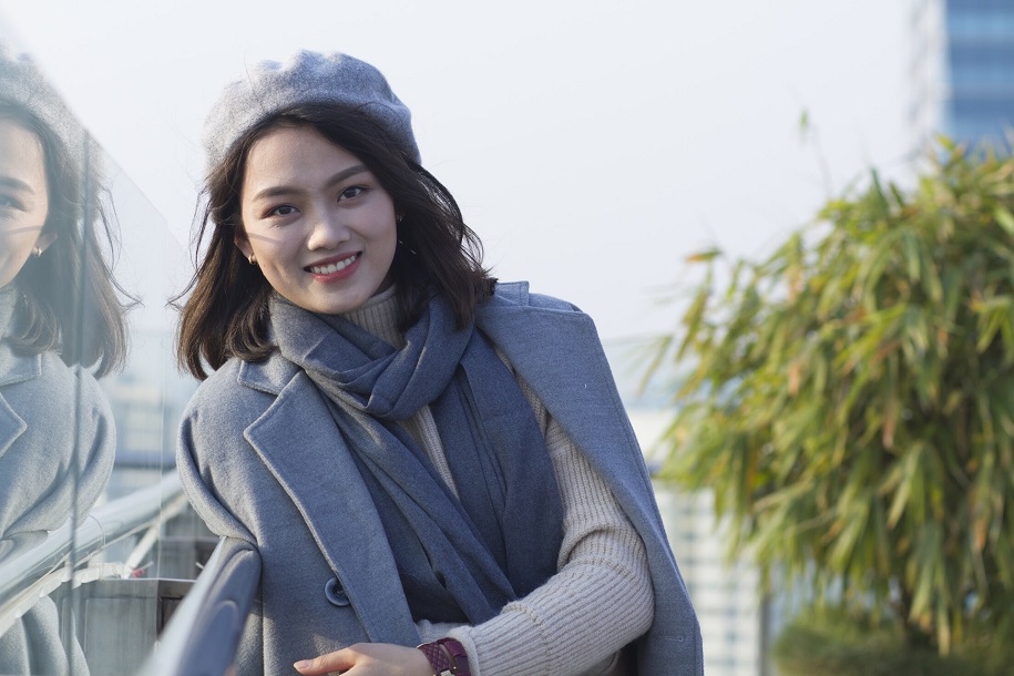 Nguyễn Thu Hoài: Chuyền hai hay Hoa hậu? Nguyễn Thu Hoài: Chuyền hai hay Hoa hậu?