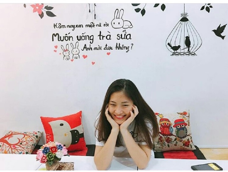 Đóa hồng xinh đẹp Trần Việt Hương tỏa sáng trong màu áo Thông tin Liên Việt Postbank Đóa hồng xinh đẹp Trần Việt Hương tỏa sáng trong màu áo Thông tin Liên Việt Postbank