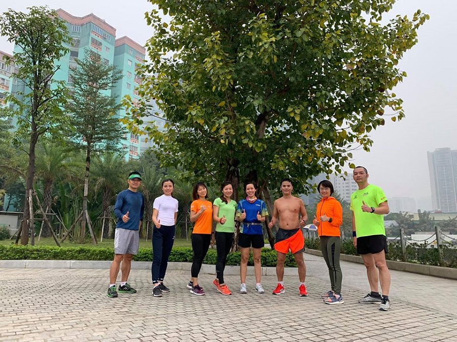 Giữa tâm dịch, các runner vẫn miệt mài tập luyện trên khắp các nẻo đường Giữa tâm dịch, các runner vẫn miệt mài tập luyện trên khắp các nẻo đường