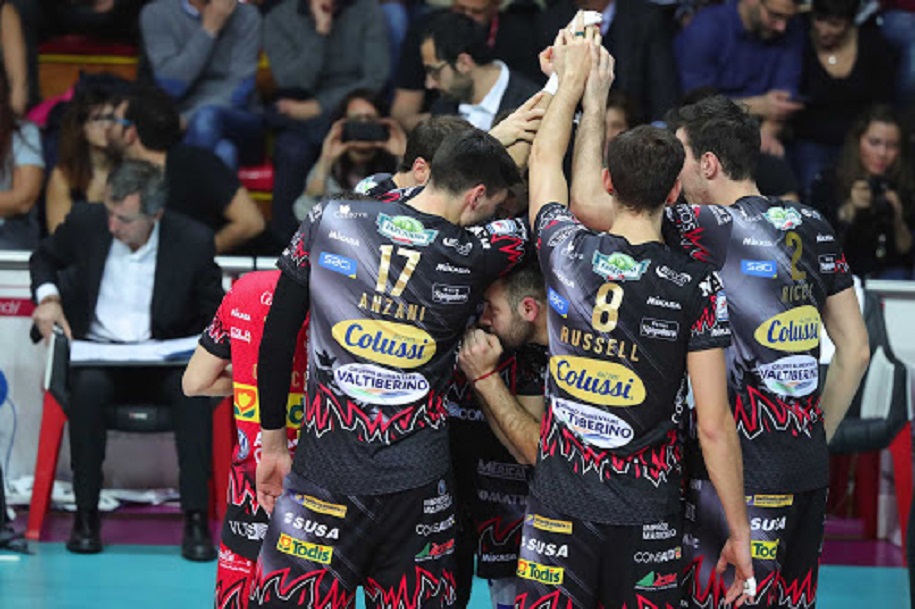 Thắng trận thứ 6 liên tiếp Perugia vững vàng ở ngôi vị số 1 bảng D Champions League Volley 2020