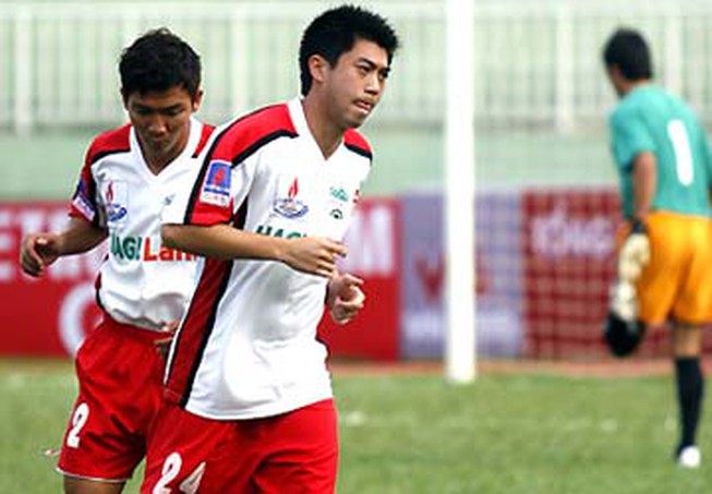 Cảnh báo Lee Nguyễn: V.League là miền đất dữ với các ngôi sao người Mỹ