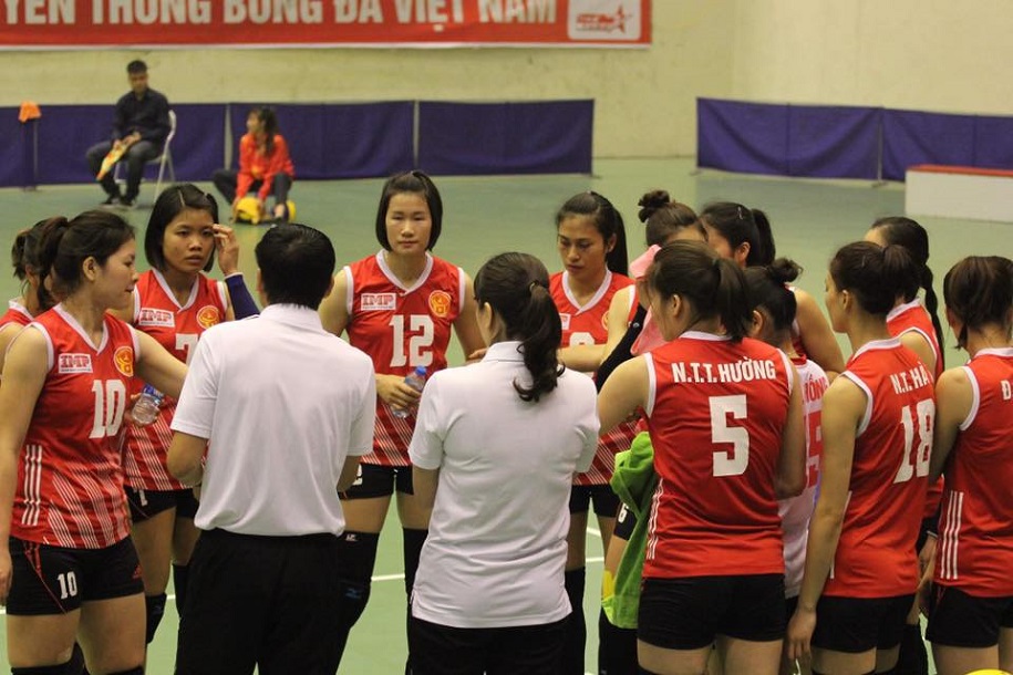 Chuyền hai Trần Hoàng Kim chia tay đội bóng đất mỏ Chuyền hai Trần Hoàng Kim chia tay đội bóng đất mỏ