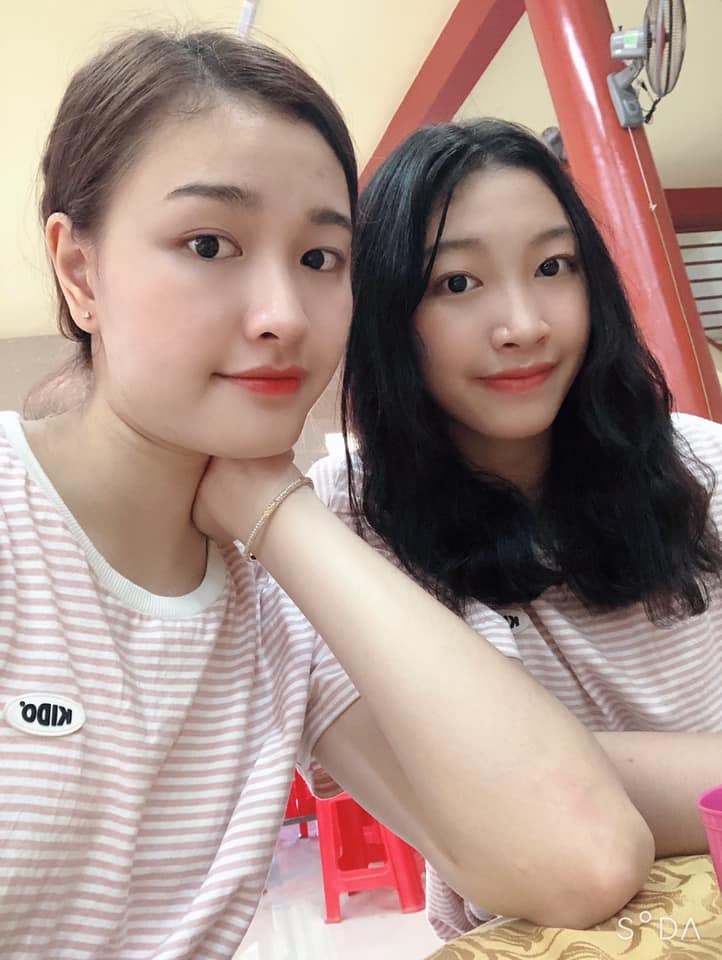 Cặp chị em không chỉ chơi bóng chuyền tuyệt hay mà còn vô cùng xinh đẹp