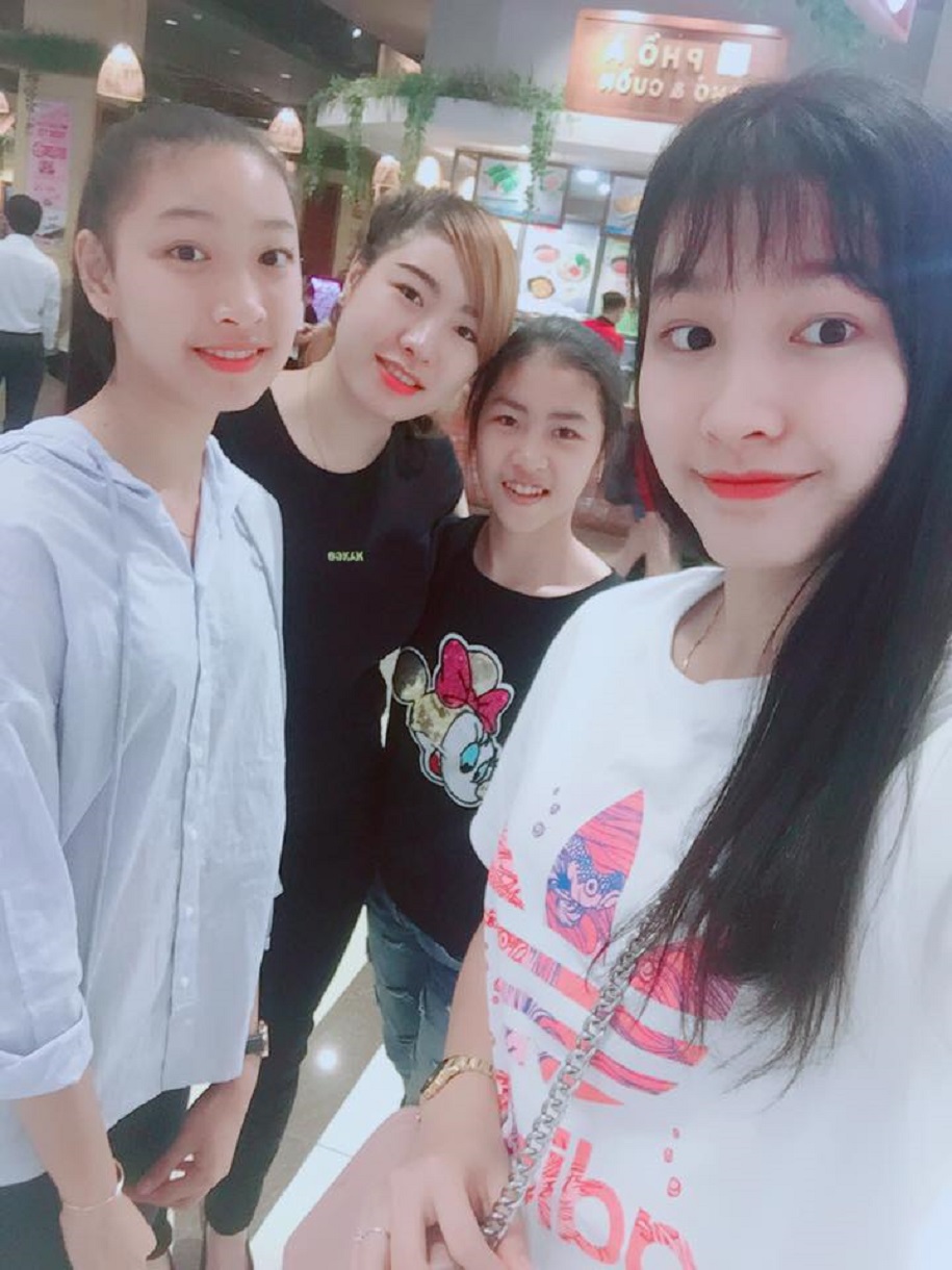 Cặp chị em không chỉ chơi bóng chuyền tuyệt hay mà còn vô cùng xinh đẹp