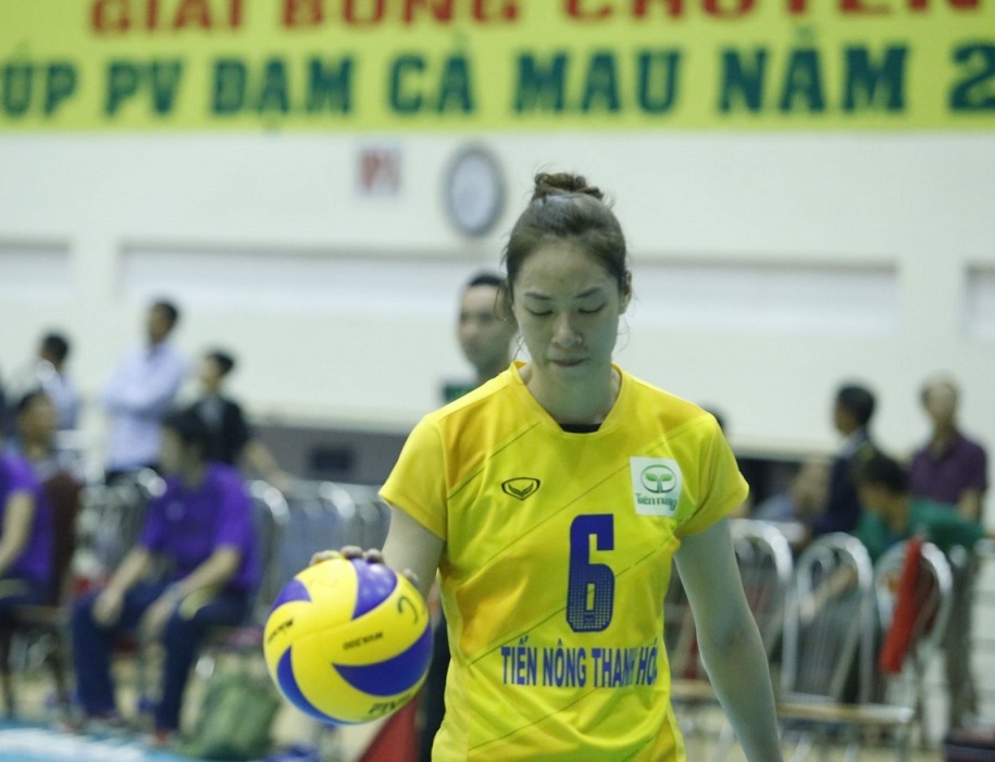 Đinh Thị Trà Giang cập bến Kingphar Quảng Ninh