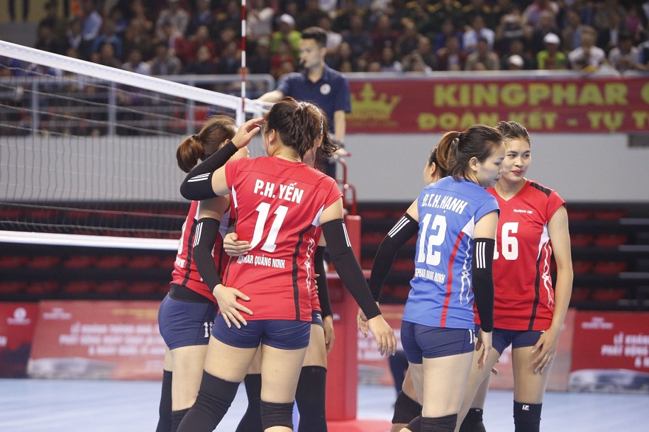 Đinh Thị Trà Giang cập bến Kingphar Quảng Ninh