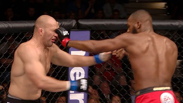 Jon Jones: “Chuyện tôi chọc mắt đối thủ chỉ là lỡ tay thôi”
