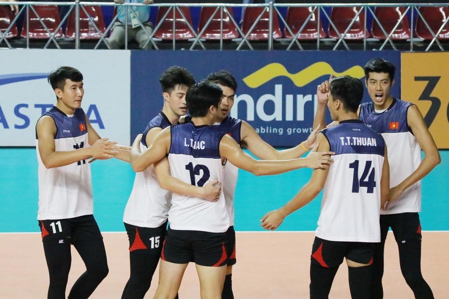 Soi chiều cao, cân nặng các chủ công đội tuyển bóng chuyền nam Việt Nam Soi chiều cao, cân nặng các chủ công đội tuyển bóng chuyền nam Việt Nam