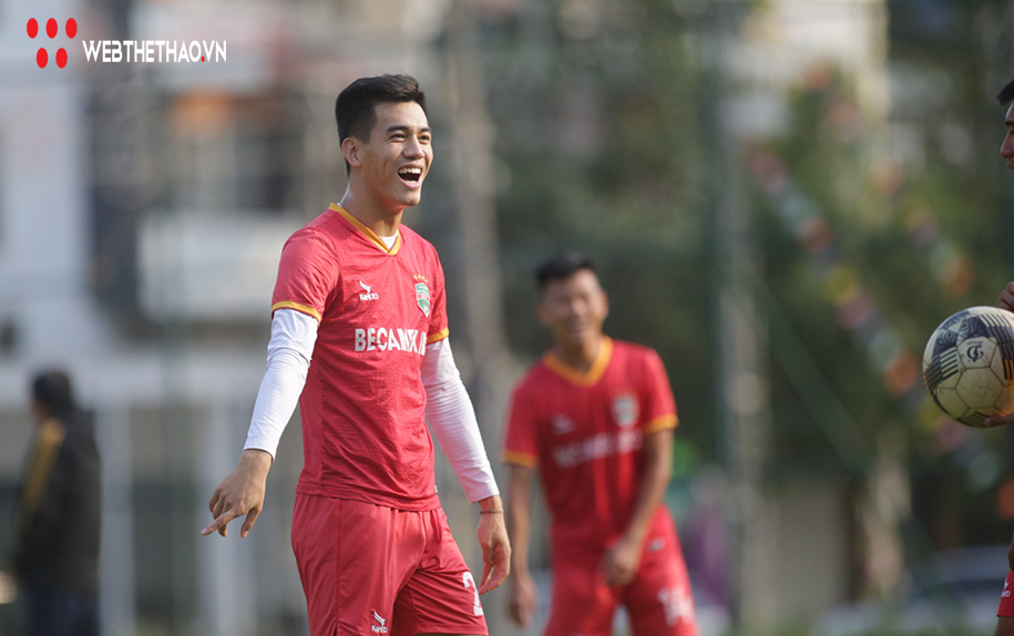 Chùm ảnh: Tiến Linh tự tin đua tranh Vua phá lưới V.League 2020