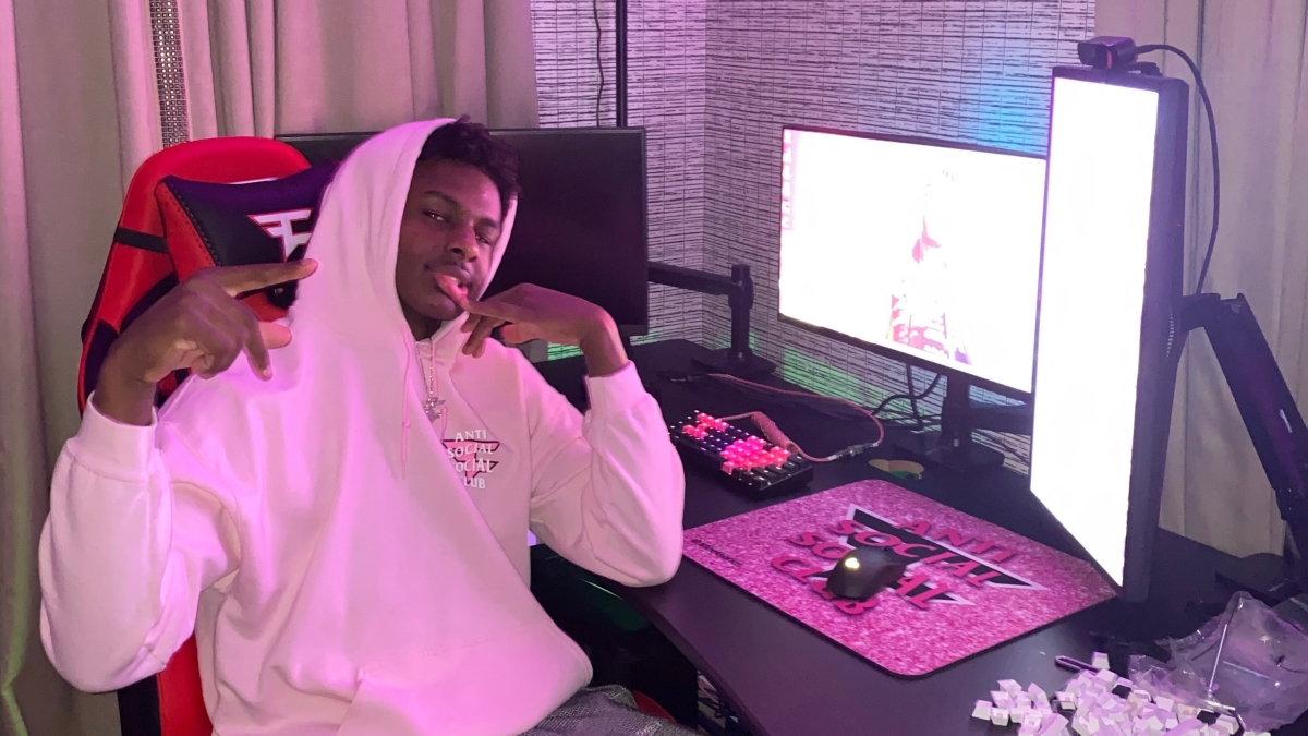 Bắt trend NBA, con trai LeBron James vào đội ESports chuyên nghiệp Bắt trend NBA, con trai LeBron James vào đội ESports chuyên nghiệp