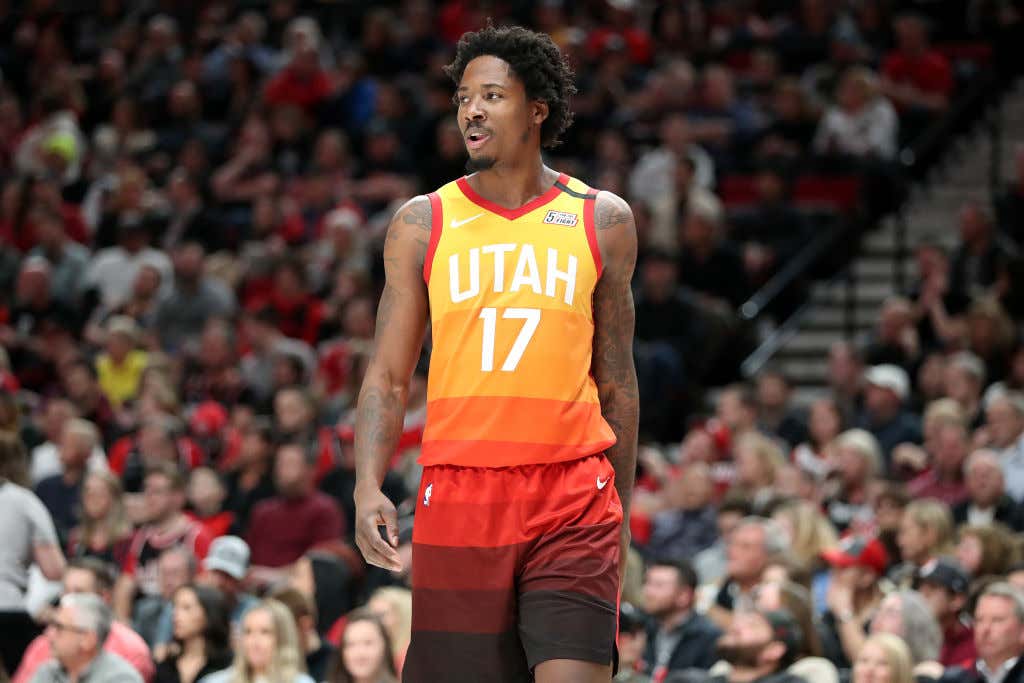 Cựu binh NBA phản pháo Kyrie Irving: Không làm lấy gì mà ăn?