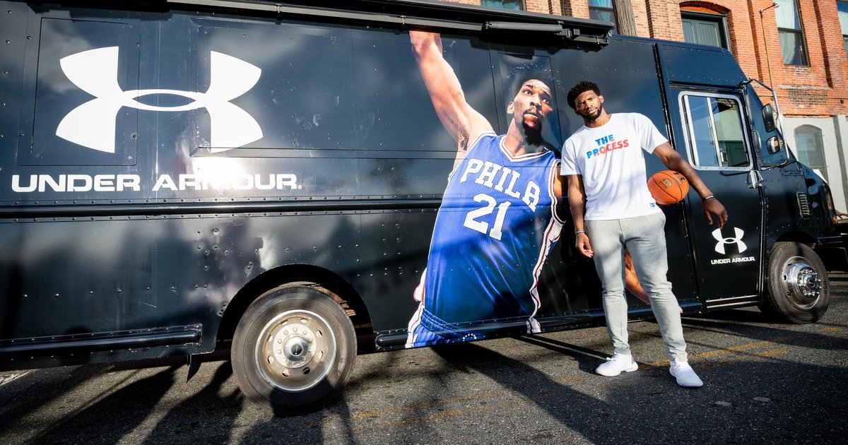 Sống ở Mỹ gần 10 năm, giờ Joel Embiid mới có bằng lái xe