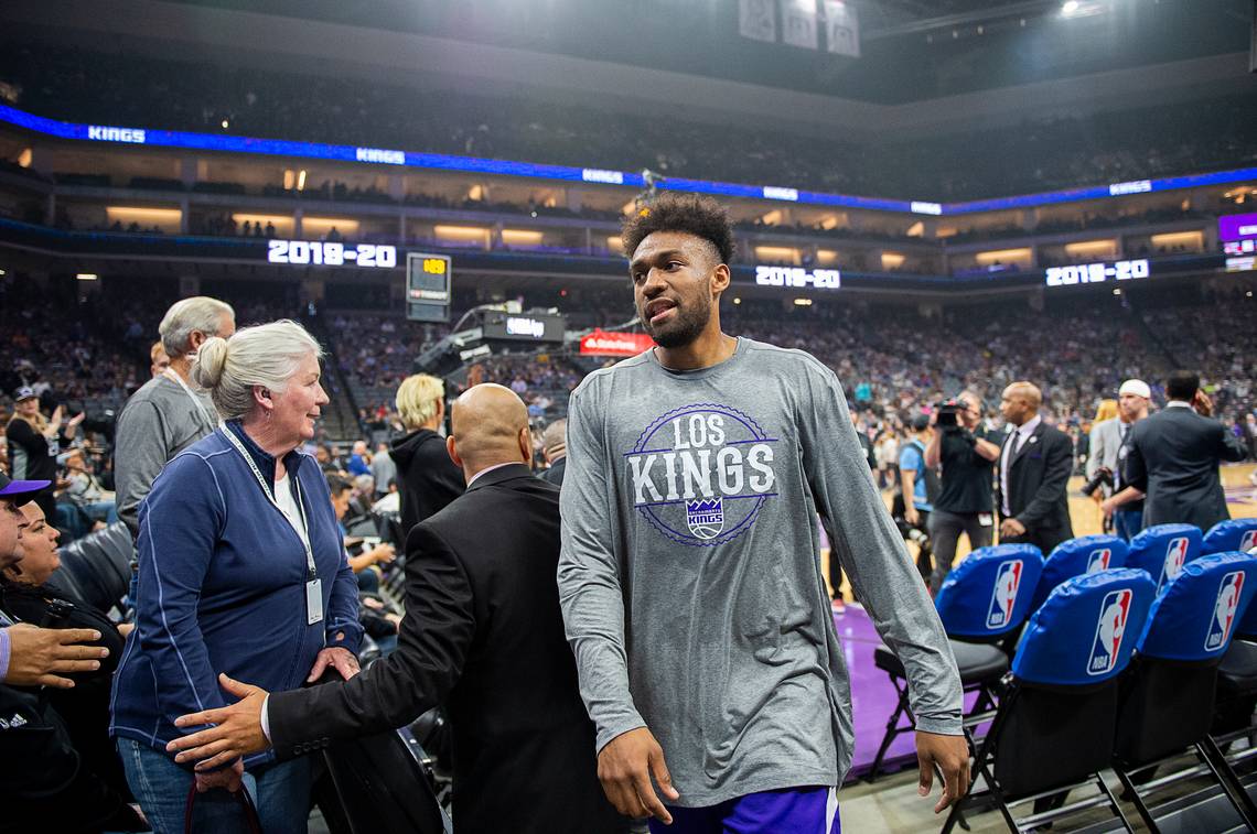 Một loạt ca dương tính biến Sacramento Kings trở thành ổ dịch COVID-19