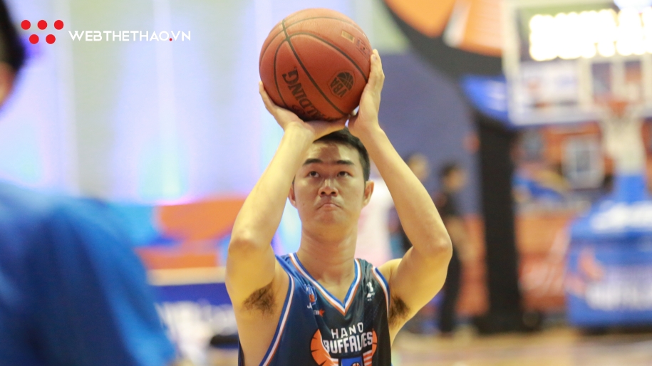 Nhà Vô địch VBA 2017 tuyên bố giải nghệ