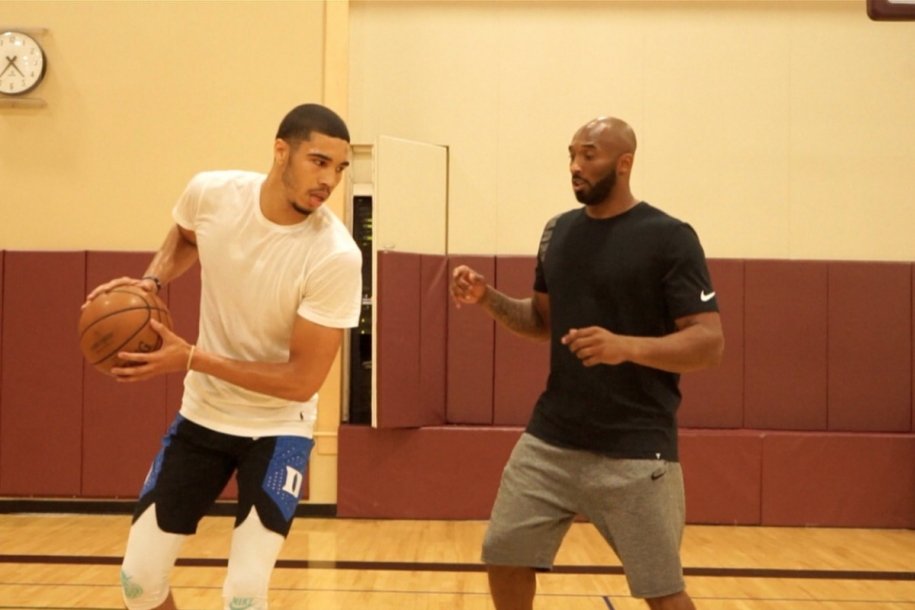 Jayson Tatum đặt tên cún cưng theo huyền thoại quá cố Kobe Bryant