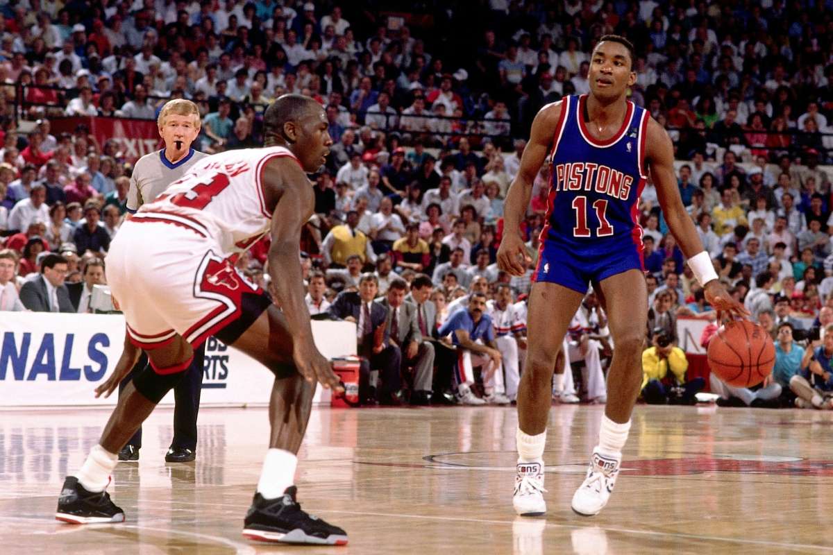 Kẻ thù không đội trời chung của Michael Jordan sắp được dựng tượng