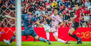 Thai.League có thể đá sớm, Văn Lâm nhen nhóm hy vọng dự AFF Cup 2020