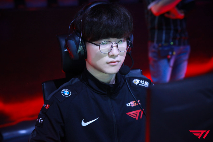 Kết quả LCK Mùa Hè 2020 hôm nay 18/7: Faker bị lu mờ, T1 đại bại