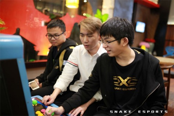Flandre lol và tình bạn đẹp với SofM