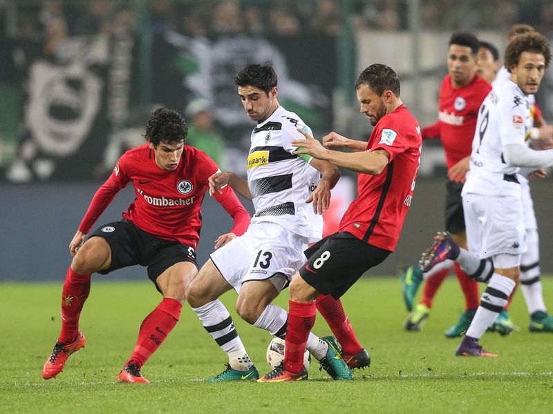 Nhận định Eintracht Frankfurt vs Monchengladbach, 23h30 ngày 16/05, VĐQG Đức