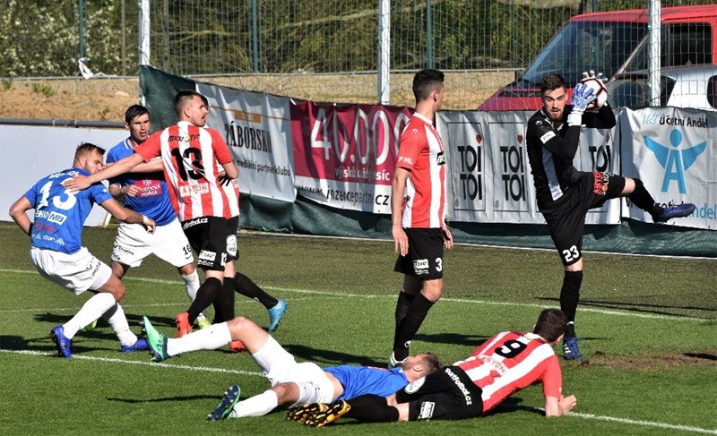 Nhận định Viktoria Zizkov vs FK MAS Taborsko, 16h00 ngày 19/05