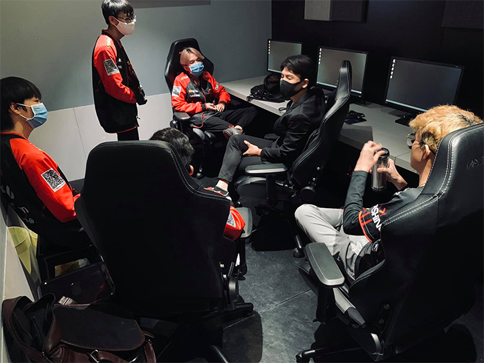 Kết quả VCS Mùa Hè 2020 hôm nay 16/8: SGB bỏ lỡ cơ hội vào Playoffs